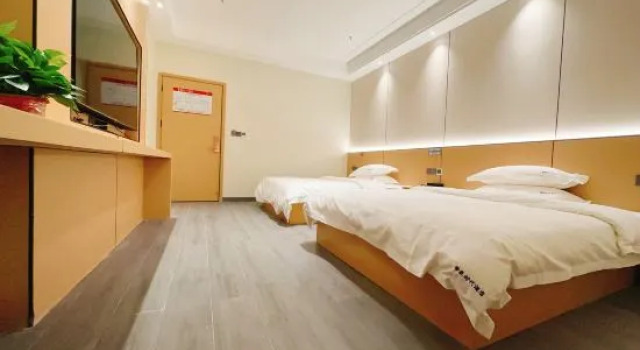 Люкс Deluxe Emperor Times Hotel
