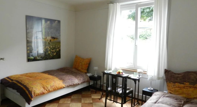 Daisy's Bed and Breakfast, Prenota Hotel Thun Thun Region