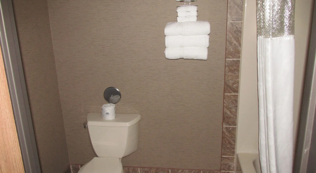 Woodfield Inn and Suites