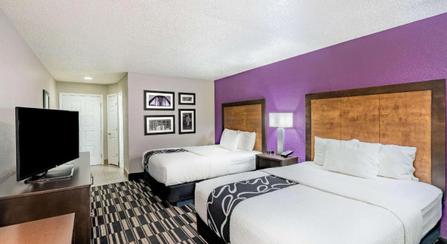 Четырёхместный номер Standard La Quinta Inn by Wyndham El Dorado