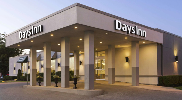 Days Inn - London Ontario, Varaa Hotelli London 