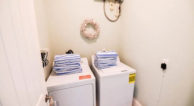 Bermuda Bay Apartment 5