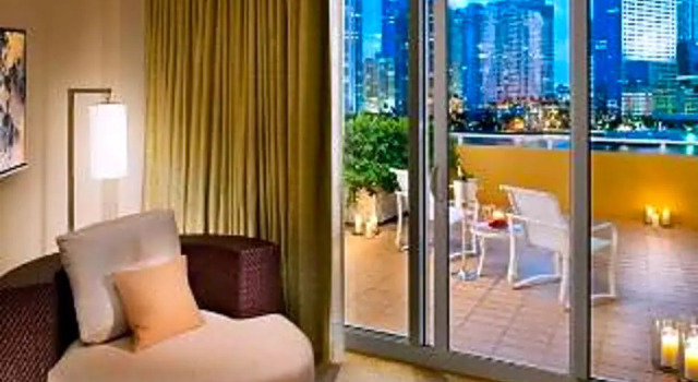 Двухместный полулюкс с видом на залив Mandarin Oriental Miami