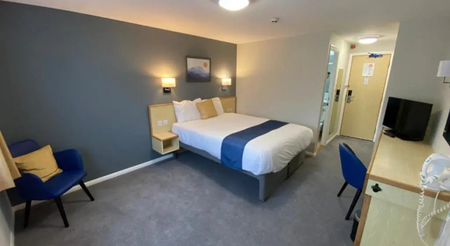 Семейный номер Standard Days Inn by Wyndham Sedgemoor M5