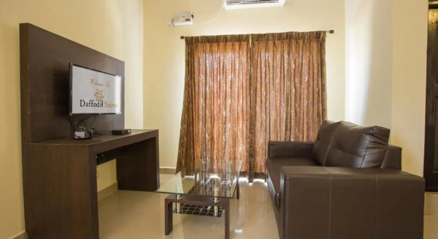Номер Deluxe Treebo Trend Daffodil Suites