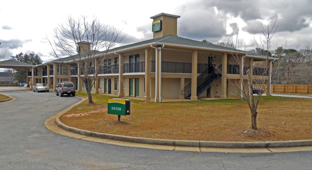 America's Best Inn & Suites - Decatur, Varaa Hotelli Belvedere USA
