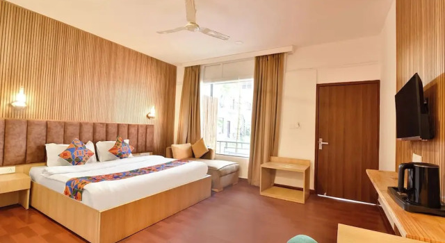 Номер Standard FabHotel Morjim Bliss