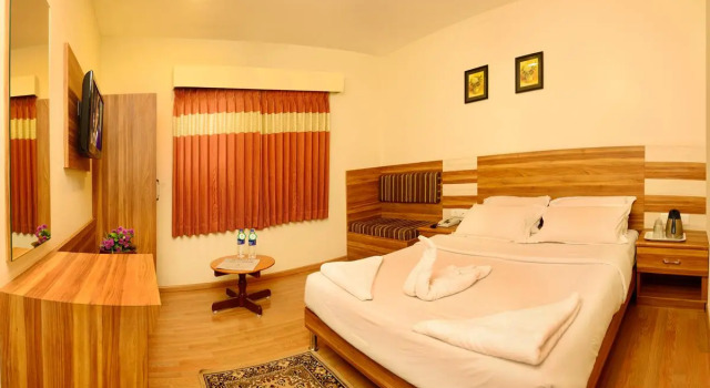 Hotel Grand Palace, Забронировать Отель Отели штата Тамилнада с завтраком, Завтраки