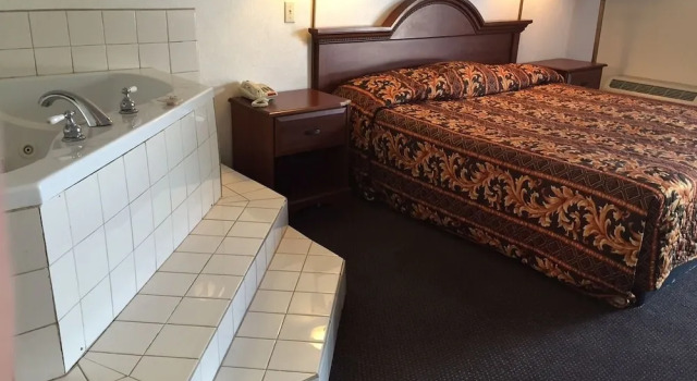 Ashburn Inn & RV Park, Reserva ahora Posada u hostería Hoteles en Ashburn con piscina, Piscina