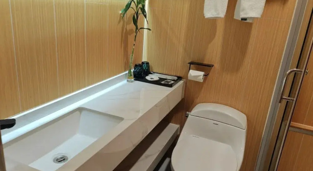Номер Comfort Holiday Inn Chongqing Yungang