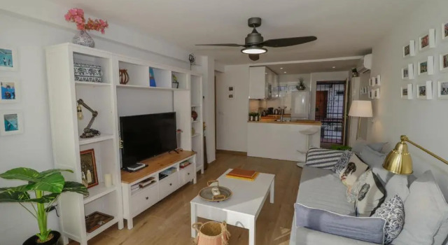 Апартаменты New, Sunny, Near The Beach With Sea Views