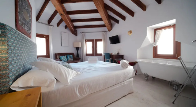 Номер Deluxe Hotel Forn Nou