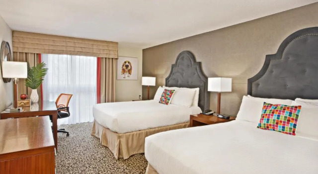 Четырёхместный номер Standard с видом на внутренний двор Old Stone Inn Boutique Hotel