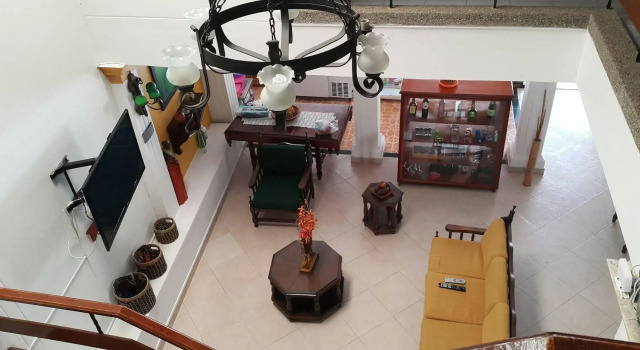 Hotel La Casa Amarela, Book Hotel Hotels in Antioquia with Breakfast, Breakfasts