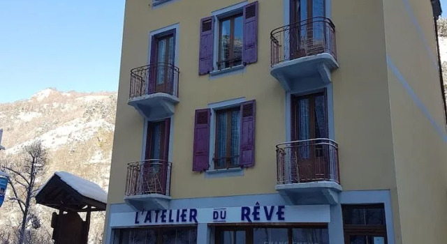 LAtelier du Rêve, Prenota Hotel Hotel a Alvernia con parcheggio, Parcheggio