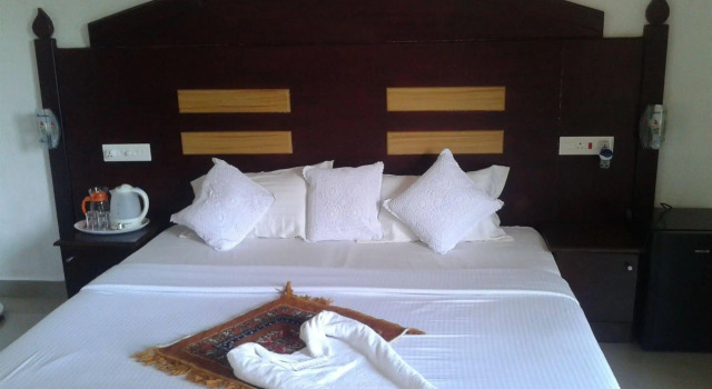 Periyar Nest Resorts, Book Hotel Kumily New Delhi