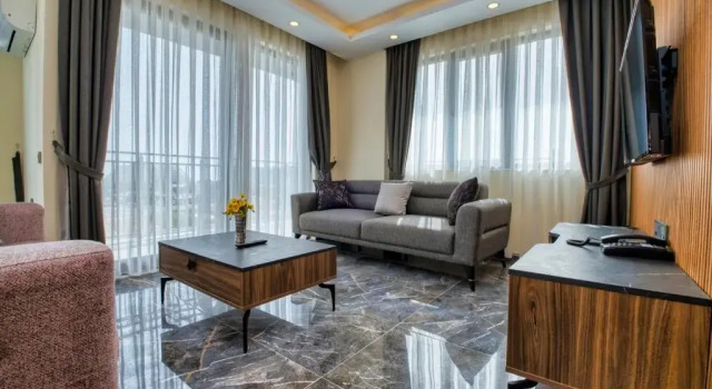 Люкс с видом на сад Laristone Suite Spa Hotel