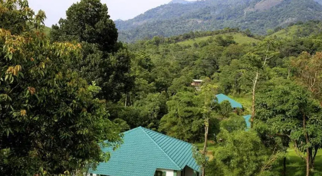 Orchard Holiday Resort, Забронировать Курортный отель Отели штата Кералы с парковкой, Парковка