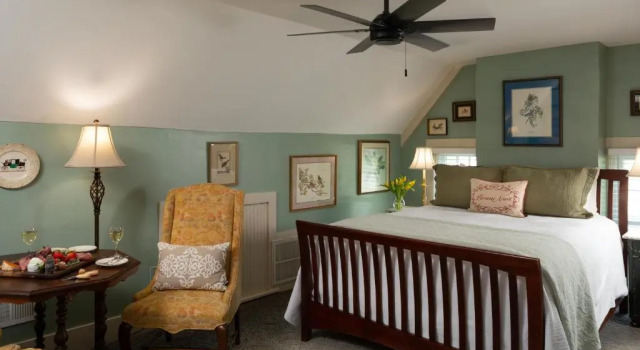 Двухместный номер Standard Inn at Woodhaven-In the Heart of the Bourbon Trail-Over 12 Distilleries Nearby