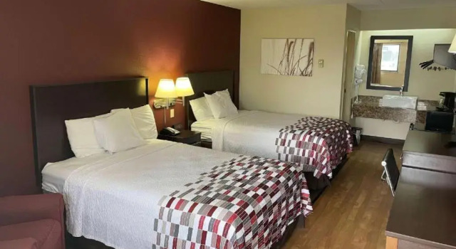 Номер Deluxe Red Roof Inn Toledo - Holland