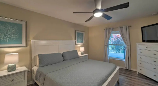 Коттедж Breezy Gulf Coast Getaway ~ 4 Mi to Beach Park