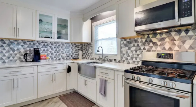 Коттедж 5 Mi to Dtwn Newark: Hillside Vacation Rental