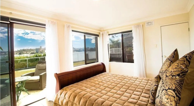 Waterfront on Manly Harbour