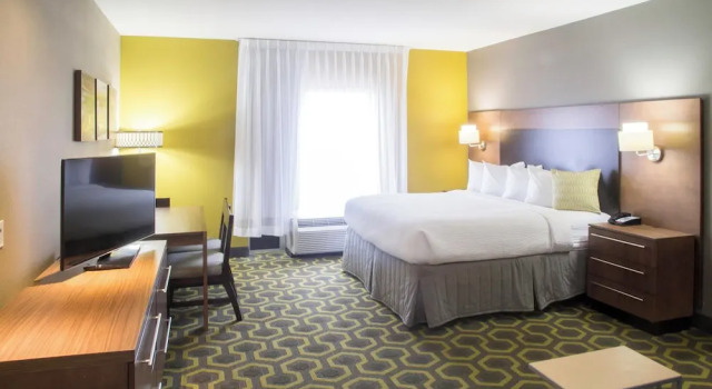 Люкс TownePlace Suites by Marriott Oxford