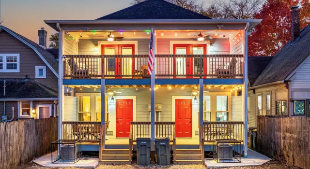 3 Mi to Dtwn Indy: Urban Retreat w/ Outdoor Space