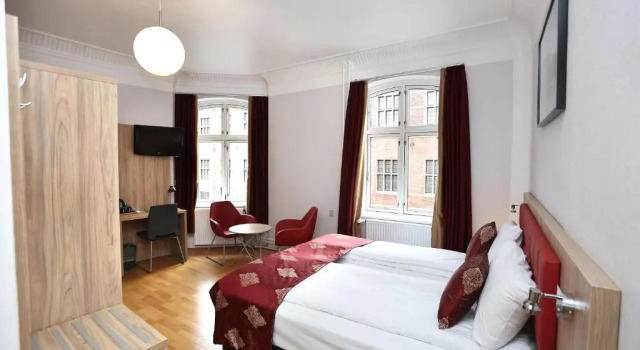 Трёхместный номер Standard Hotel Skandia