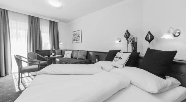 Hotel24Steps, Rezerwuj Hotel Hotele w Tyrol ze śniadaniem, Śniadanie