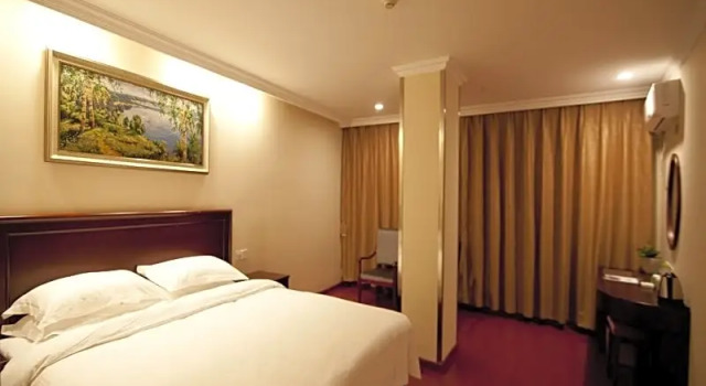 Номер Deluxe GreenTree Inn TaiZhou XianJu Passenger Center West HuanCheng Road Express Hotel