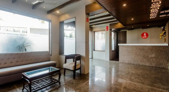 OYO 13468 Hotel Jai Malhar Residency, Забронировать Отель Отели штата Махараштры 3 звезды, 3*