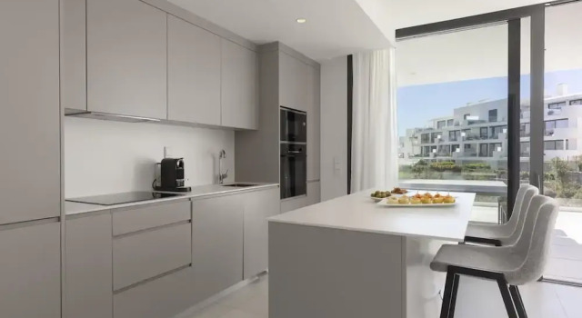 Апартаменты Stylish Apartment With Large Terrace in Higueron