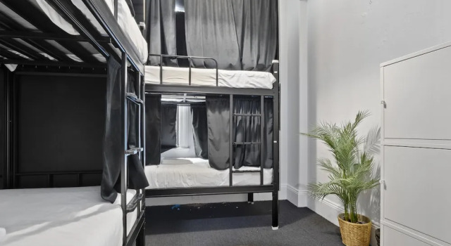Женская капсула Darling Harbour Hostel - Near ICC