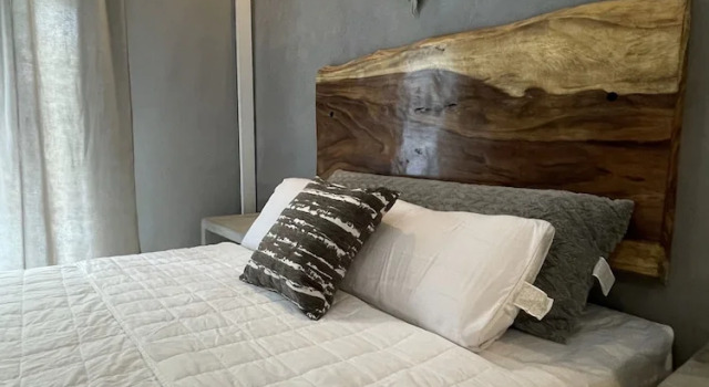 Номер Deluxe Johnnys Place Hotel