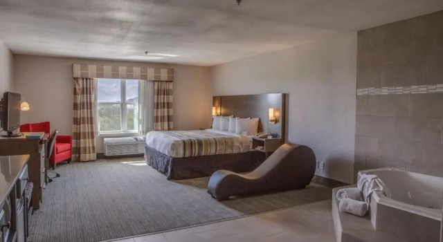 Номер Standard Country Inn & Suites by Radisson, Harlingen, TX