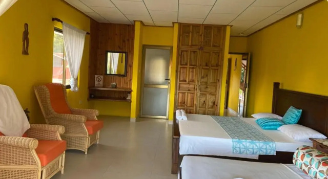 Шале Linsen Self Catering Apartments