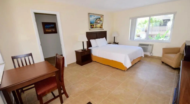 Двухместный номер Standard Surf Side Resort