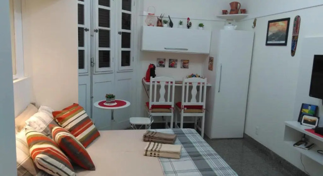 Charmoso Studio Ipanema, Забронировать Отель Ипанема , рядом с Hipódromo da Gávea