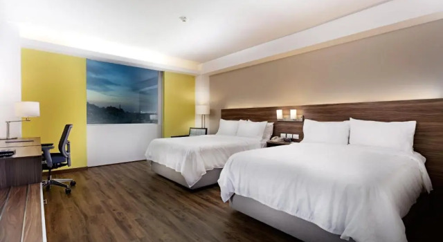 Четырёхместный номер Standard Holiday Inn Express Villahermosa by IHG
