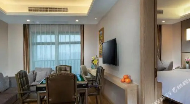 Люкс Vienna Hotel