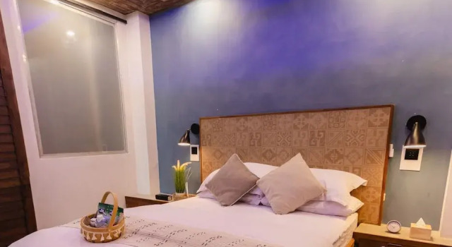 Апартаменты Modern 1BR Walk to Beach & City Spots