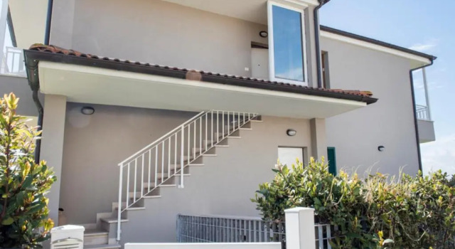 N196 - Numana, Delizioso Bilocale Con Giardino E Vista Mare, Rezervovat Hotel Numana 