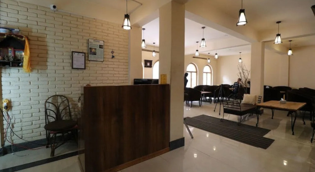 SPOT ON 454 Surya Moon Inn