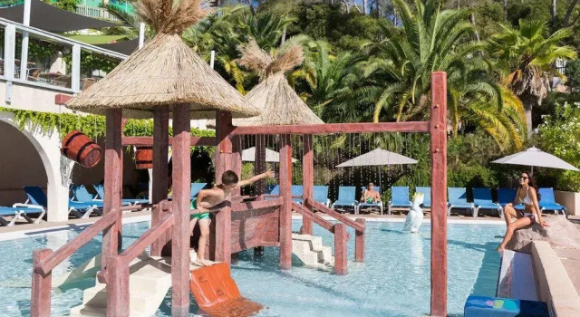 Holidiay Green Resort & Spa, Забронировать Курортный отель СПА-отели Фрежюс, SPA-услуги