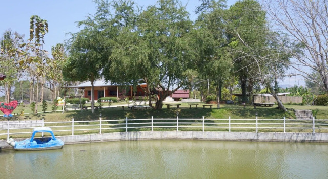Kiang Phu Resort Camping, Varaa Leirintäalue Hotellit North-Eastern Thailand pysäköinnillä, Pysäköinti
