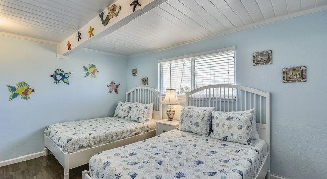 Beachfront Charm - 3 Br Home, Varaa Lomakoti Mökit kohteessa Houston, Mökki