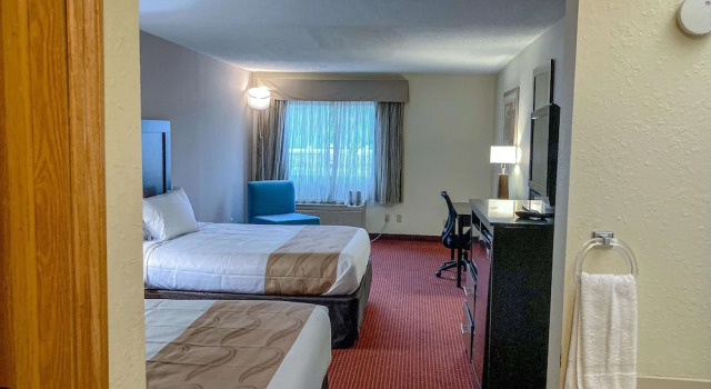 Quality Inn & Suites, Prenota Hotel Elkhart 