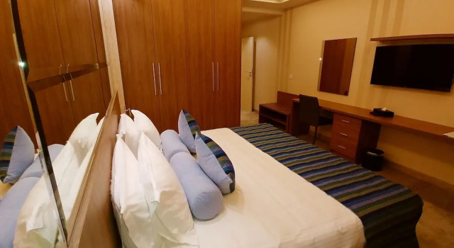 Suite familiar 2 dormitorios con balcón y con vista al océano Maximus Hotel Byblos